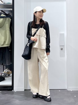 「LAKOLE（ラコレ）のアイテム（キャップ）」を使った、emaさん（レディース・155cm）の春コーディネート