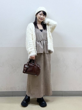 「アイテム（ピアス（両耳用））」を使った、emaさん（レディース・155cm・30代）の秋コーディネート