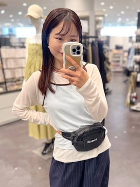 「LAKOLE（ラコレ）のスラブシアー長袖T / 289653（Tシャツ/カットソー、ブラック系）」を使った、emaさん（レディース）の春コーディネート