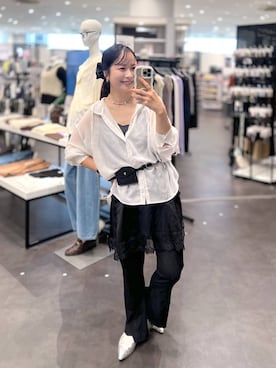 「LAKOLE（ラコレ）の冷感カットフレアパンツ / 1045676（その他パンツ、ブラック系）」を使った、emaさん（レディース）の秋コーディネート