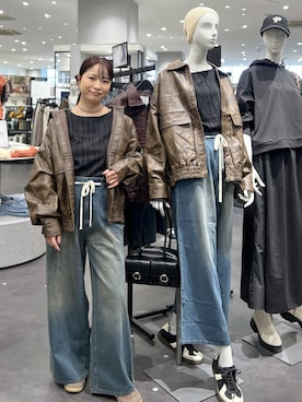 「アイテム（シュシュ）」を使った、emaさん（レディース・155cm・30代）の秋コーディネート