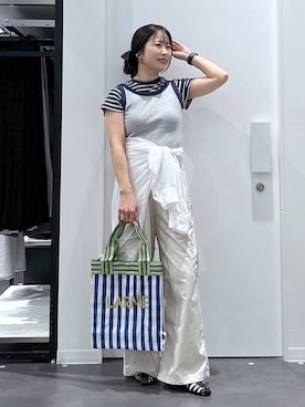 「LAKOLE（ラコレ）のアイテム（パンツ）」を使った、emaさん（レディース・155cm）の春コーディネート