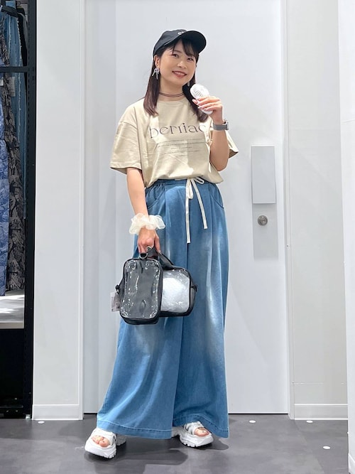 新品同様アルベロベロデニムパンツ オレボレボラドラックストア