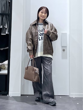 「アイテム（ボストンバッグ）」を使った、emaさん（レディース・155cm・30代）の秋コーディネート