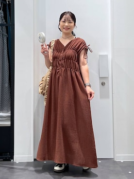 「アイテム（ヘアアクセサリー）」を使った、emaさん（レディース・155cm）の夏コーディネート