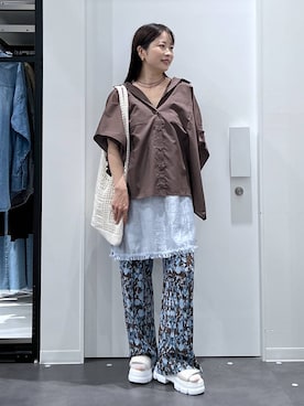 「LAKOLE（ラコレ）のステンレスアングルリング / 318547（リング、その他）」を使った、emaさん（レディース）の春コーディネート