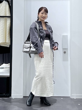 「アイテム（ピアス（両耳用））」を使った、emaさん（レディース・155cm・30代）の秋コーディネート