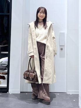 「体型カバー」｜「アイテム（アクセサリー）」を使った、emaさん（レディース・155cm）の冬コーディネート