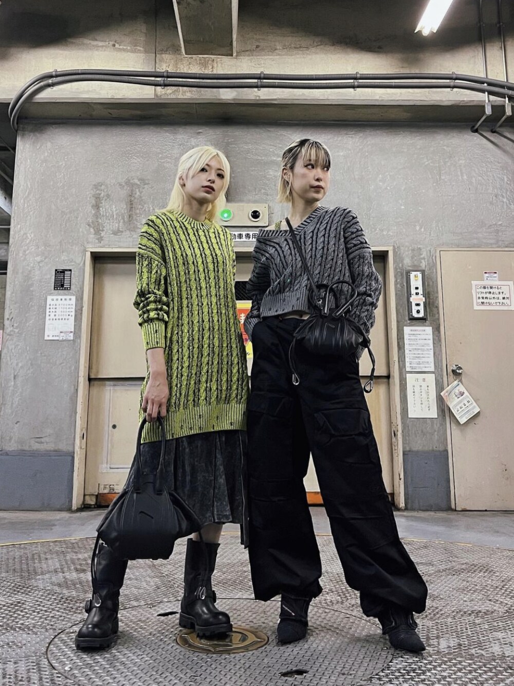 DIESEL（ディーゼル）の「レディース パンツ ビッグポケット ルーズ