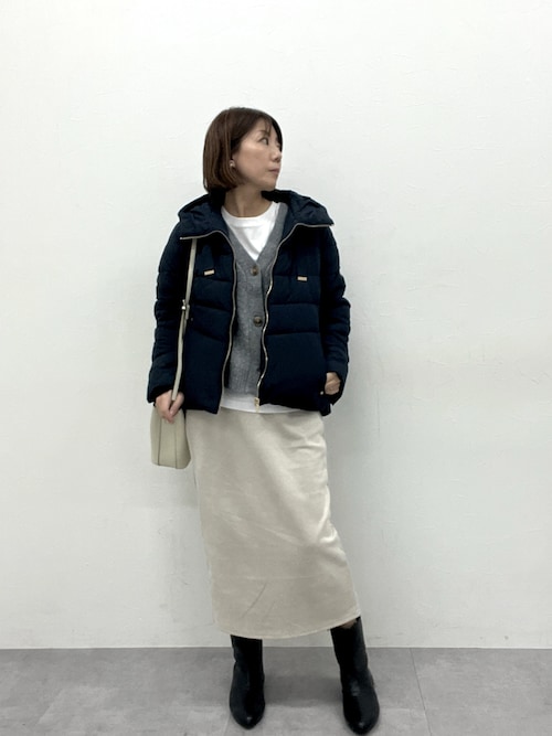 ^ ^　ネイビー ショート丈 ダウンジャケット ショート丈フーディーファイバーダウンジャケット（防風・保温性・はっ