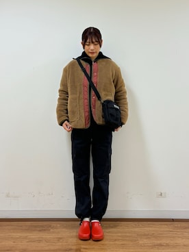 「AIGLE（エーグル）のアイテム（パンツ）」を使った、TSUBASAさん（レディース・164cm）の秋コーディネート