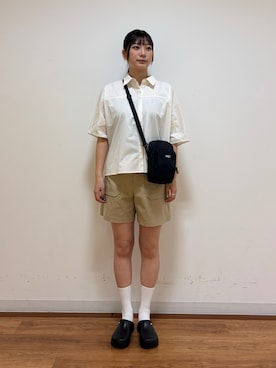 「AIGLE（エーグル）のアイテム（パンツ）」を使った、TSUBASAさん（レディース・164cm）の春コーディネート