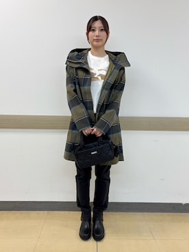 「アイテム（マウンテンパーカー）」を使った、TSUBASAさん（レディース・164cm）の秋コーディネート
