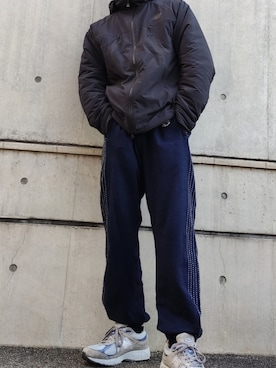 「NEW BALANCE（ニューバランス）のアイテム（ジャケット/アウター）」を使った、ワークマンアンバサダーになりたいさん（メンズ・172cm）の冬コーディネート