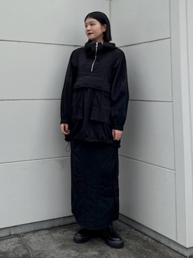 「アイテム（ミリタリージャケット）」を使った、ERIKAさん（レディース・164cm）の秋コーディネート