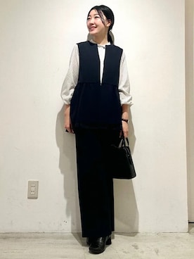 「SHIPS（シップス）の〈手洗い可能〉プリント タイ 長袖 ブラウス（シャツ/ブラウス、ホワイト系）」を使った、土倉さん（レディース・154cm）の春コーディネート