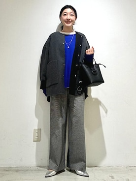 「アイテム（ノーカラーコート）」を使った、土倉さん（レディース・154cm）の冬コーディネート