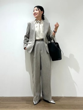 「SHIPS（シップス）のアイテム（スラックス）」を使った、土倉さん（レディース・154cm）の秋コーディネート