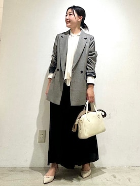 「SHIPS（シップス）のアイテム（スカート）」を使った、土倉さん（レディース・154cm）の秋コーディネート