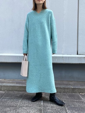 「ブルーワンピース」｜「アイテム（シューズ）」を使った、yashimakanaさん（レディース・162cm）の秋コーディネート