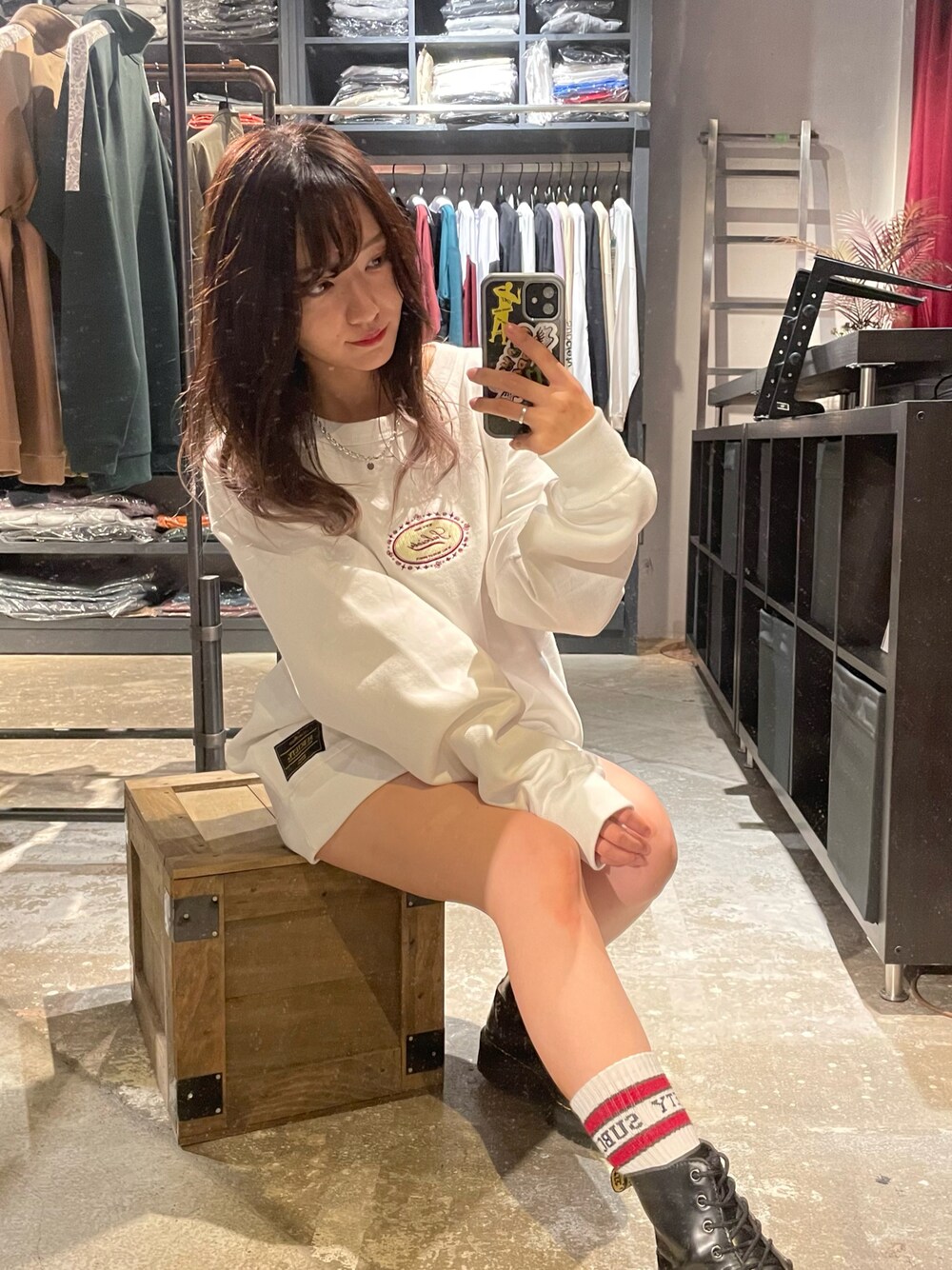 「SubcietyのWAPPEN SWEAT（スウェット、ホワイト系）」を使った、ゆきさん（レディース・158cm）の秋コーディネートの1枚目の写真