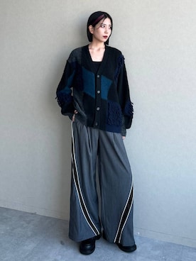 「HARE（ハレ）のビルディングソールフュージョンローファー(HARE)（ローファー）」を使った、しおりさん（レディース・173cm）の秋コーディネート