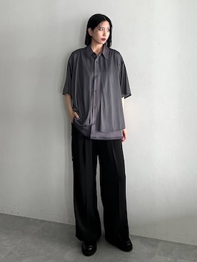 「アイテム（ローファー）」を使った、しおりさん（レディース・173cm）の夏コーディネート