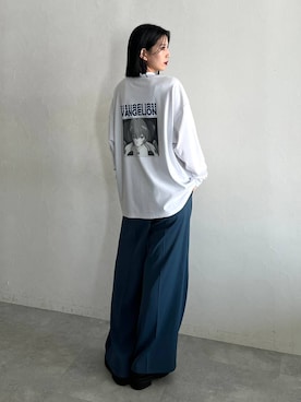 「アイテム（ローファー）」を使った、しおりさん（レディース・173cm）の夏コーディネート