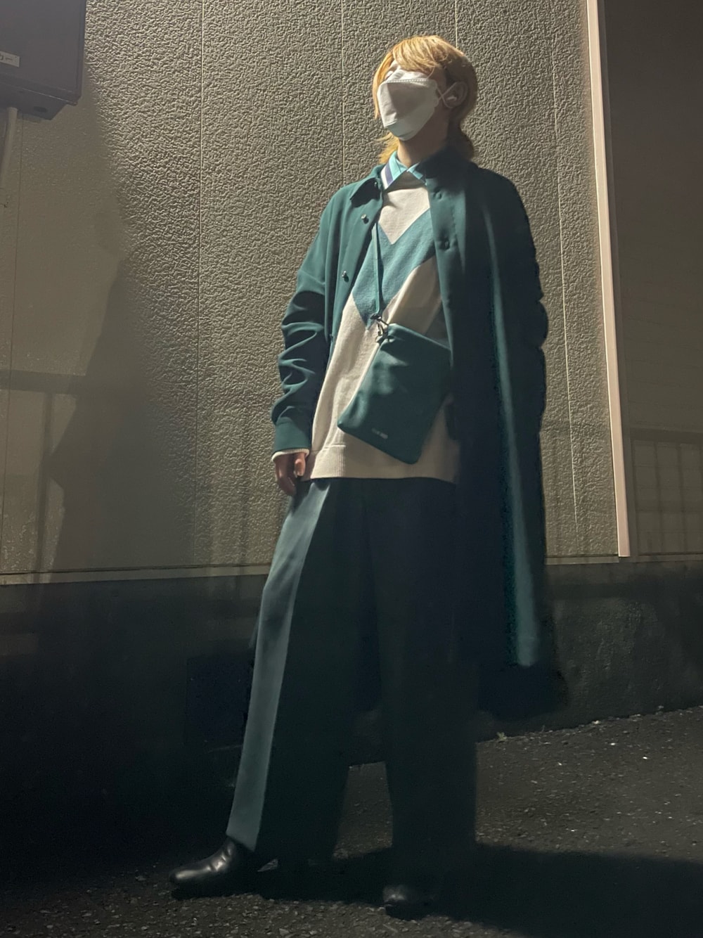 Lui's（ルイス）の「サイドスリット ビッグシルエット シャツ