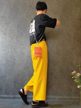 「GU（ジーユー）のアイテム（Tシャツ/カットソー、ブラック系）」を使った、ルナラビさん（メンズ・176cm）の春コーディネート
