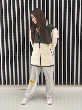 「AVIREX（アヴィレックス）のアイテム（その他アウター）」を使った、YUUKIさん（レディース・157cm）の秋コーディネート