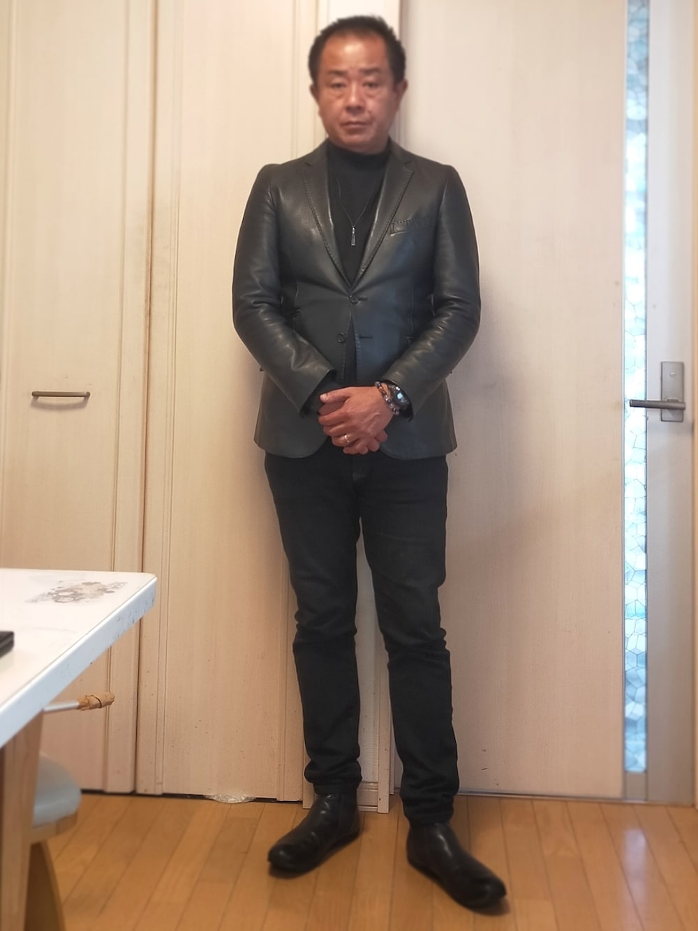 ポールスミス ブラックレザー テーラードジャケット takewear｜Paul Smithのテーラードジャケットを使ったコーディネート