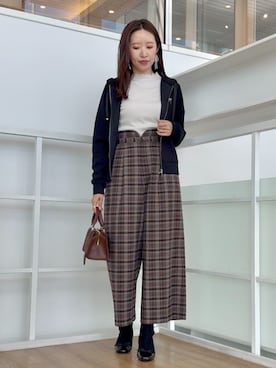 「アイテム（パーカー）」を使った、Couture Broochさん（レディース・162cm）の秋コーディネート