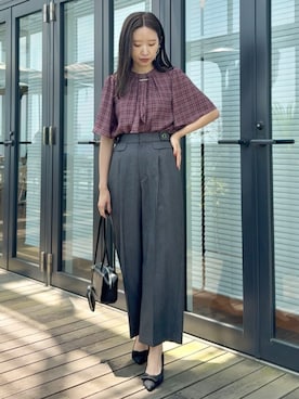 「キレイめコーデ」｜「アイテム（ハンドバッグ）」を使った、Couture Broochさん（レディース・162cm）の夏コーディネート