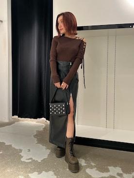 「MURUA（ムルーア）のアイテム（スカート）」を使った、石黒芹奈さん（レディース・148cm）の秋コーディネート