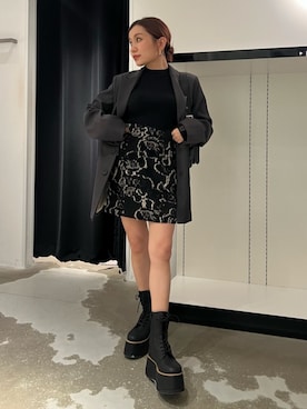 「MURUA（ムルーア）のアイテム（スカート）」を使った、石黒芹奈さん（レディース・148cm）の秋コーディネート