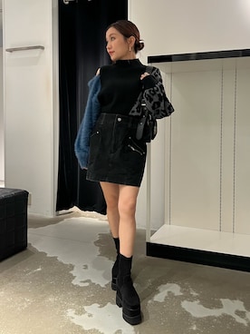 「MURUA（ムルーア）のアイテム（スカート）」を使った、石黒芹奈さん（レディース・148cm）の秋コーディネート