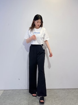 「EMODA（エモダ）のアイテム（財布/小物）」を使った、片岡玲菜さん（レディース・165cm）の夏コーディネート