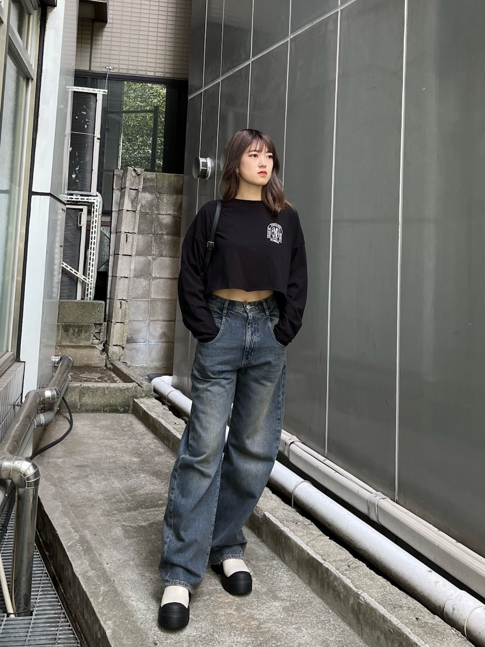 片岡玲菜(EMODA)｜EMODAのデニムパンツを使ったコーディネート - WEAR