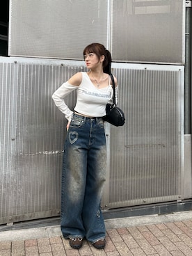 「EMODA（エモダ）のアイテム（バッグ）」を使った、片岡玲菜さん（レディース・165cm）の春コーディネート