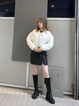 「Alpha Industries（アルファインダストリーズ）のアイテム」を使った、片岡玲菜さん（レディース・165cm）の秋コーディネート