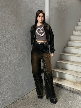 「EMODA（エモダ）のリボンプラットフォームローファー（ローファー、ブラック系）」を使った、片岡玲菜さん（レディース・165cm）の夏コーディネート