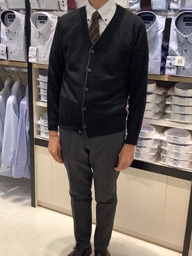 「アイテム（ビジネスシャツ）」を使った、BRICK HOUSE シャツ工房 甲斐双葉ラザウォーク店さん（メンズ・177cm）の冬コーディネート