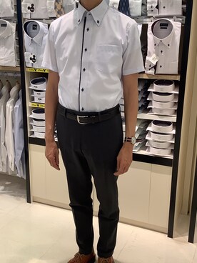 「アイテム（ビジネスシャツ）」を使った、BRICK HOUSE シャツ工房 甲斐双葉ラザウォーク店さん（メンズ・177cm）の春コーディネート