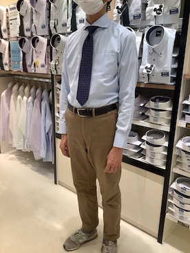 「アイテム（ビジネスシャツ）」を使った、BRICK HOUSE シャツ工房 甲斐双葉ラザウォーク店さん（メンズ・177cm）の春コーディネート