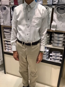 「アイテム（ビジネスシャツ）」を使った、BRICK HOUSE シャツ工房 甲斐双葉ラザウォーク店さん（メンズ・177cm）の夏コーディネート