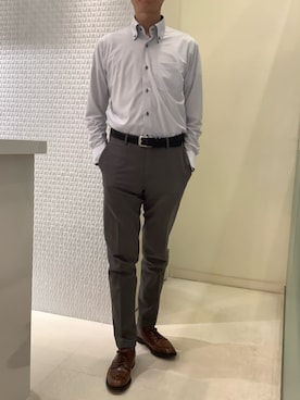 「アイテム（ビジネスシャツ）」を使った、BRICK HOUSE シャツ工房 甲斐双葉ラザウォーク店さん（メンズ・177cm）の春コーディネート