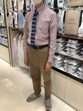 「アイテム（ビジネスシャツ）」を使った、BRICK HOUSE シャツ工房 甲斐双葉ラザウォーク店さん（レディース・157cm）の春コーディネート