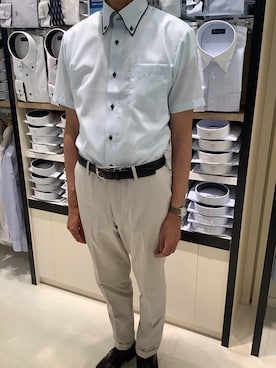 「アイテム（ビジネスシャツ）」を使った、BRICK HOUSE シャツ工房 甲斐双葉ラザウォーク店さん（メンズ・177cm）の春コーディネート