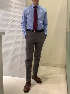 「アイテム（ビジネスシャツ）」を使った、BRICK HOUSE シャツ工房 甲斐双葉ラザウォーク店さん（メンズ・177cm）の春コーディネート
